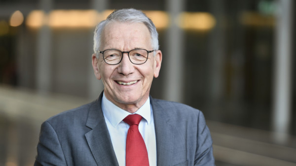Dirk-Ulrich Mende